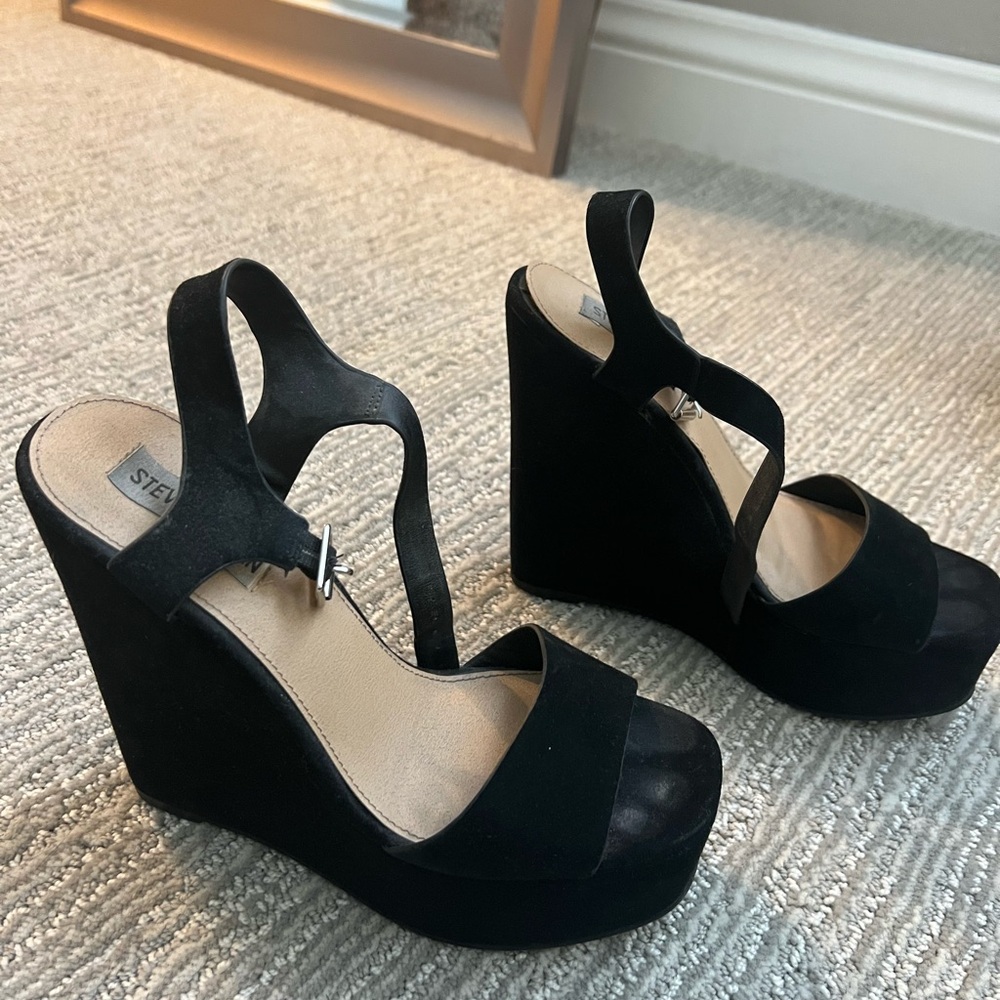 Steve Madden Erica Wedge